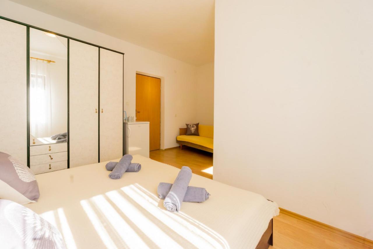 Apartment And Room Bacic メタイナ エクステリア 写真