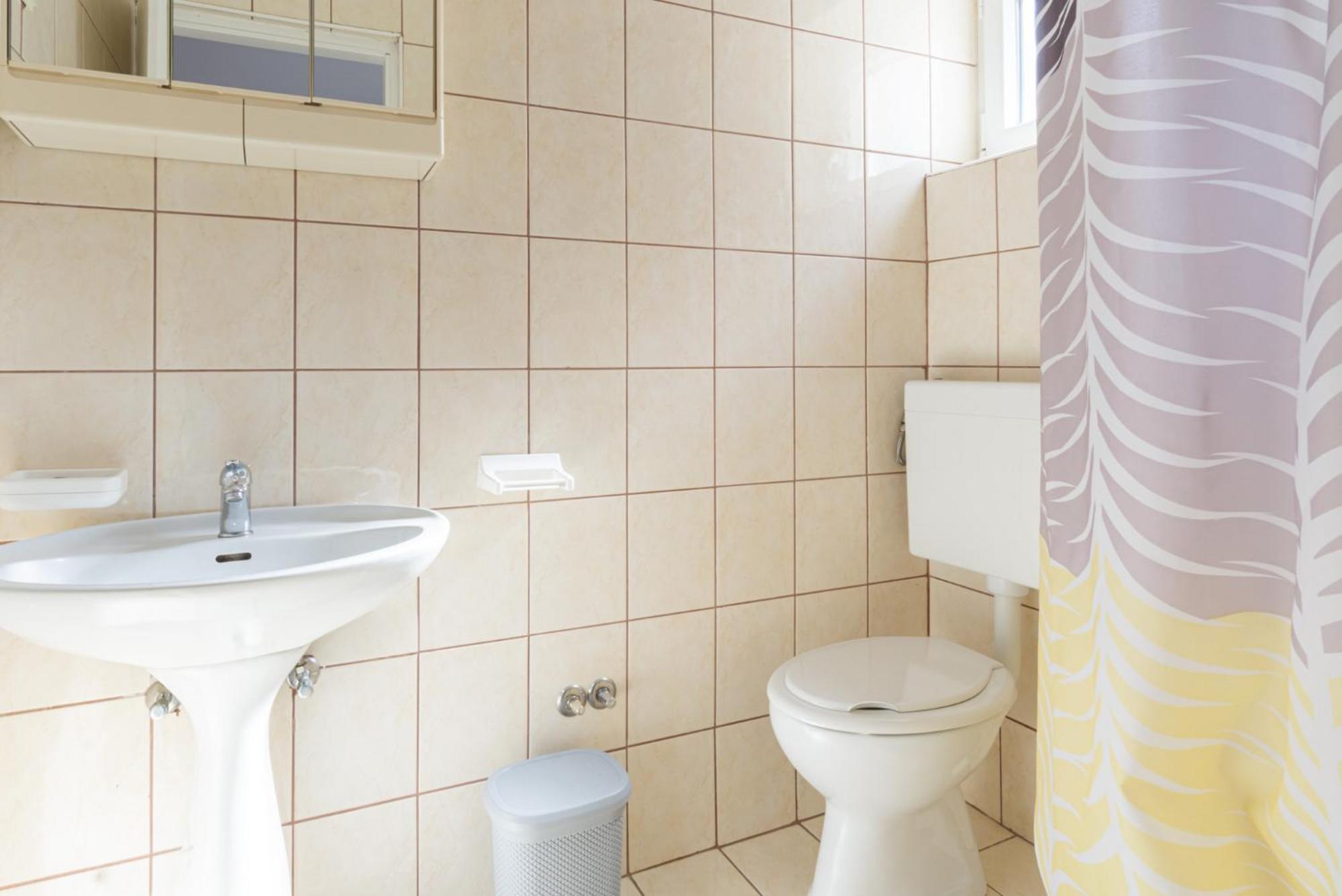 Apartment And Room Bacic メタイナ 部屋 写真