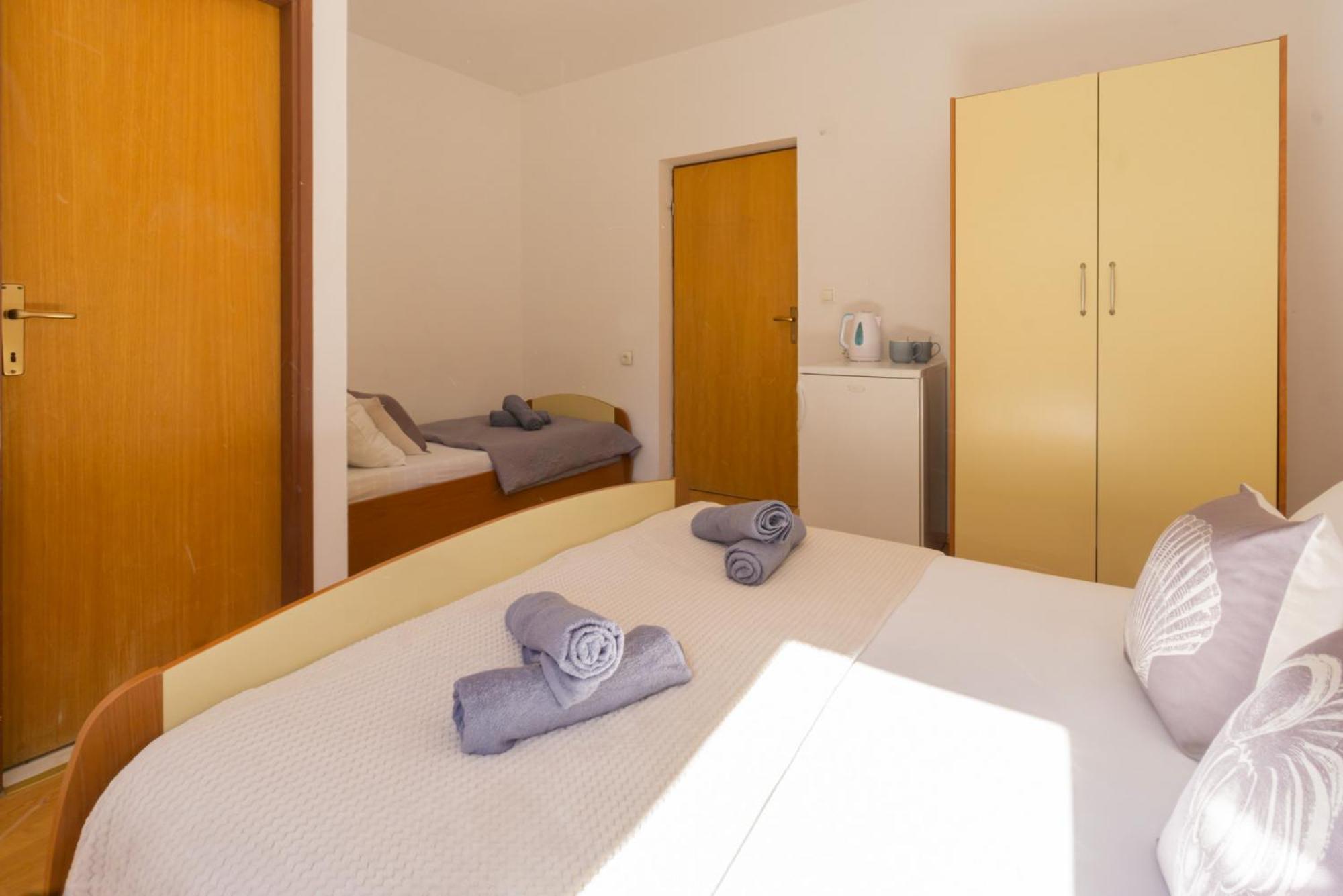 Apartment And Room Bacic メタイナ 部屋 写真