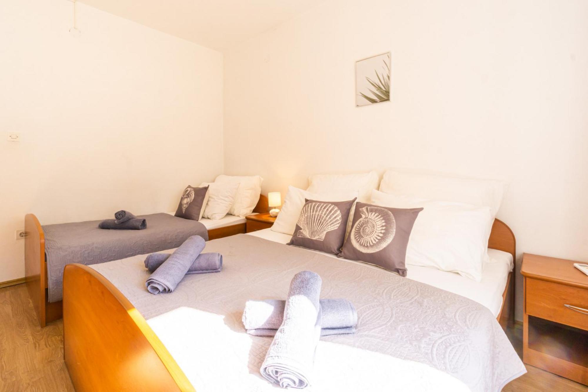 Apartment And Room Bacic メタイナ 部屋 写真